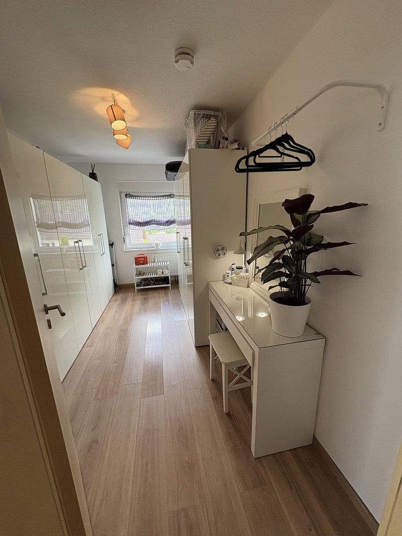 Prodej bytu 4+1 94 m², Richard-Wagner-Weg 6, Oberkochen, Bádensko-Württembersko Prodej bytu 4+1 94 m², Richard-Wagner-Weg 6, Oberkochen, Bádensko-Württembersko