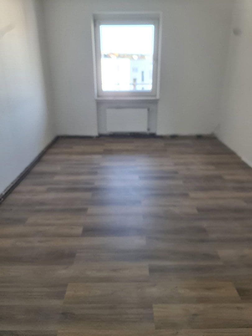 Pronájem bytu 2+1 64 m², Herzogstraße 97, Düsseldorf, Severní Porýní-Vestfálsko Pronájem bytu 2+1 64 m², Herzogstraße 97, Düsseldorf, Severní Porýní-Vestfálsko