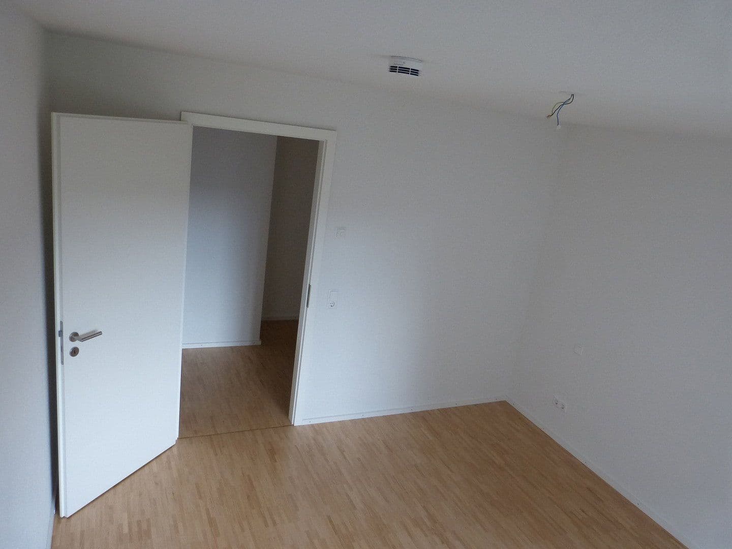Pronájem bytu 3+1 82 m², Franz-Liszt-Allee 36, Bad Krozingen, Bádensko-Württembersko Pronájem bytu 3+1 82 m², Franz-Liszt-Allee 36, Bad Krozingen, Bádensko-Württembersko
