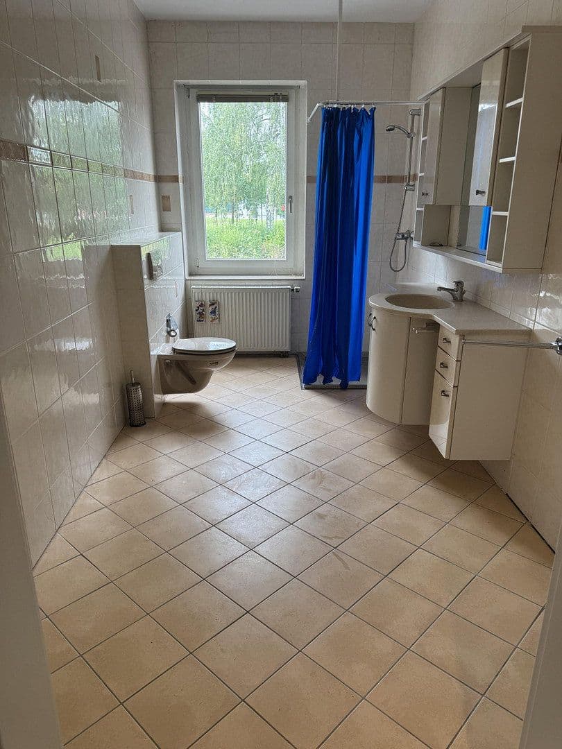Pronájem kanceláře 106 m², Chemnitzer Str.65, Frankenberg/Sachsen, Sasko Pronájem kanceláře 106 m², Chemnitzer Str.65, Frankenberg/Sachsen, Sasko