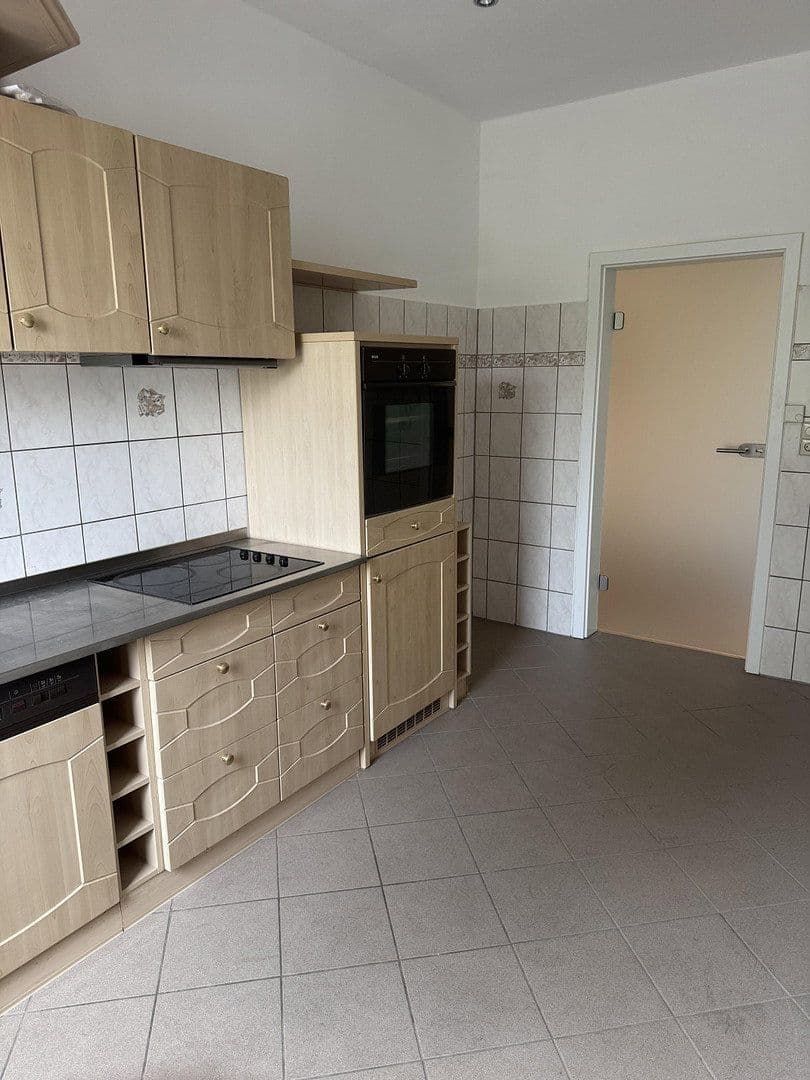 Pronájem kanceláře 106 m², Chemnitzer Str.65, Frankenberg/Sachsen, Sasko Pronájem kanceláře 106 m², Chemnitzer Str.65, Frankenberg/Sachsen, Sasko
