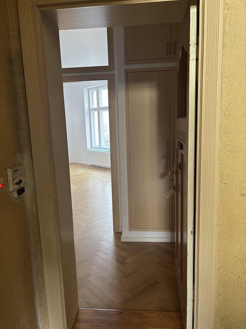Prodej bytu 1+1 43 m², Alsenstraße 16, Berlin, Berlín Prodej bytu 1+1 43 m², Alsenstraße 16, Berlin, Berlín