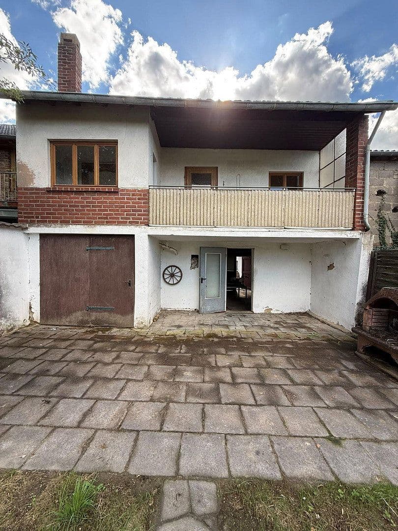 Prodej domu 368 m², pozemek 686 m², Meckenheim, Severní Porýní-Vestfálsko Prodej domu 368 m², pozemek 686 m², Meckenheim, Severní Porýní-Vestfálsko