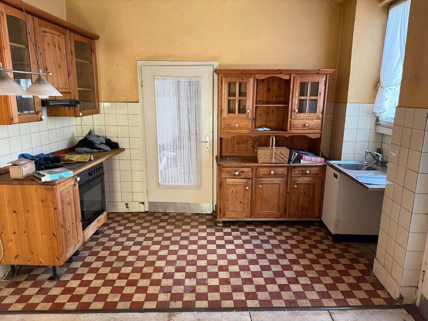 Prodej domu 368 m², pozemek 686 m², Meckenheim, Severní Porýní-Vestfálsko Prodej domu 368 m², pozemek 686 m², Meckenheim, Severní Porýní-Vestfálsko