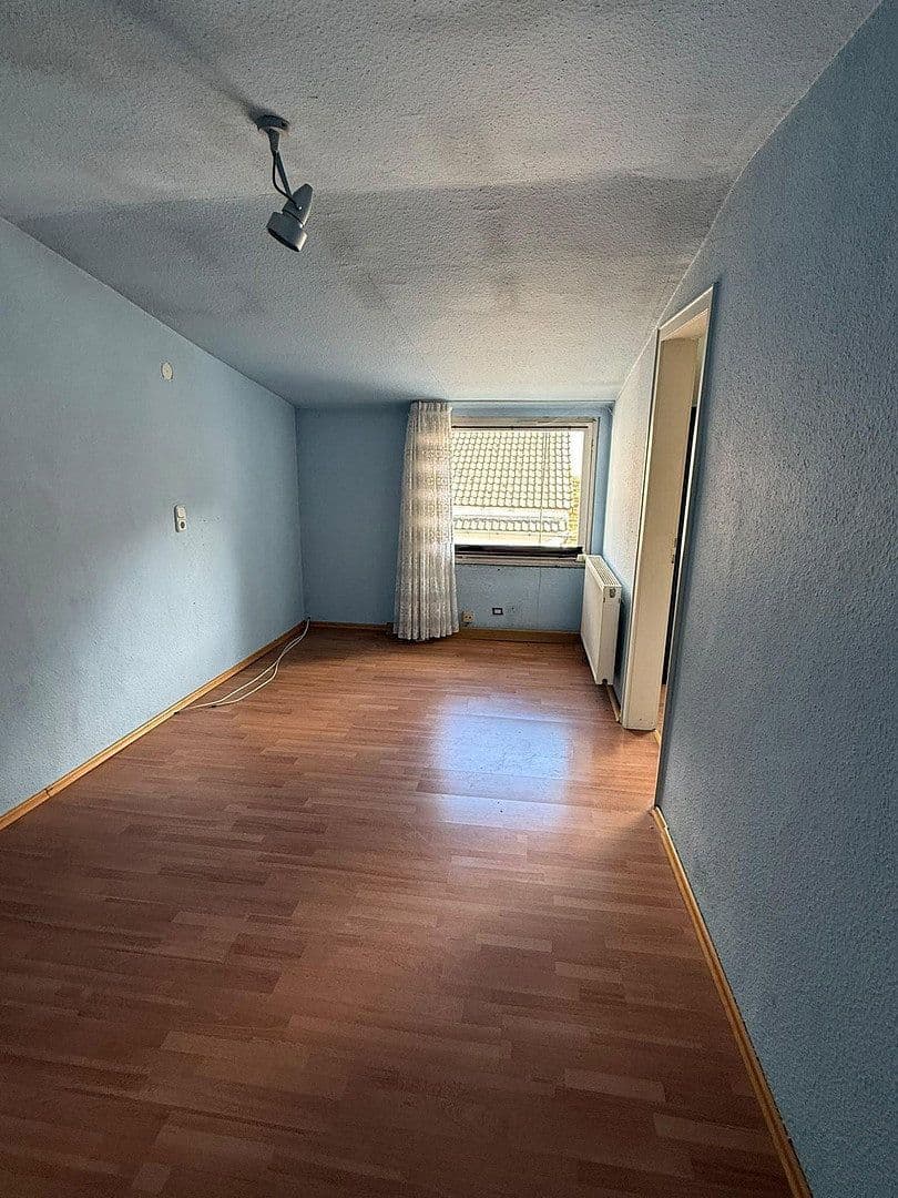 Prodej domu 368 m², pozemek 686 m², Meckenheim, Severní Porýní-Vestfálsko Prodej domu 368 m², pozemek 686 m², Meckenheim, Severní Porýní-Vestfálsko