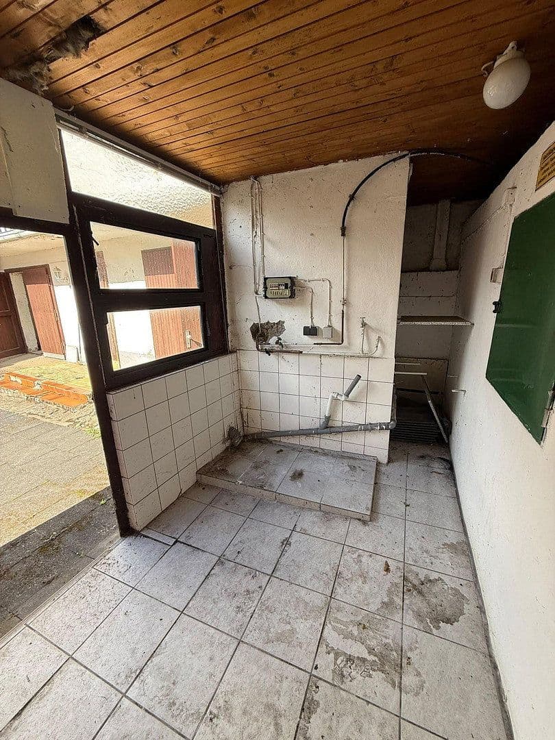 Prodej domu 368 m², pozemek 686 m², Meckenheim, Severní Porýní-Vestfálsko Prodej domu 368 m², pozemek 686 m², Meckenheim, Severní Porýní-Vestfálsko
