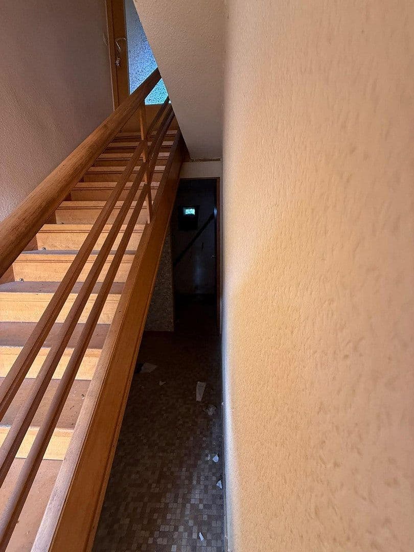 Prodej domu 368 m², pozemek 686 m², Meckenheim, Severní Porýní-Vestfálsko Prodej domu 368 m², pozemek 686 m², Meckenheim, Severní Porýní-Vestfálsko