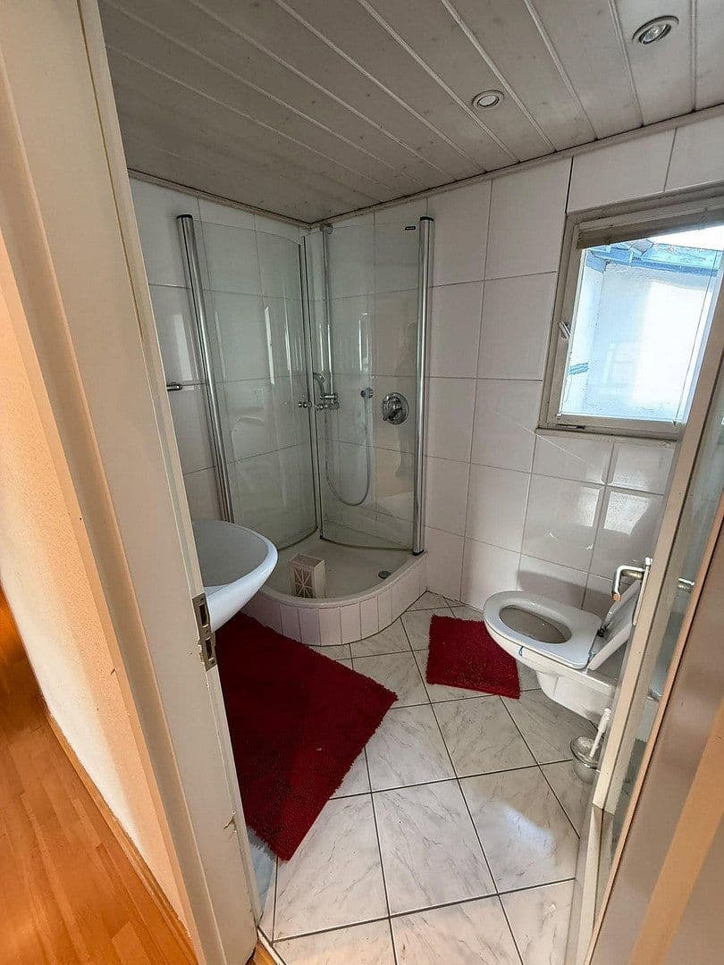 Prodej domu 368 m², pozemek 686 m², Meckenheim, Severní Porýní-Vestfálsko Prodej domu 368 m², pozemek 686 m², Meckenheim, Severní Porýní-Vestfálsko