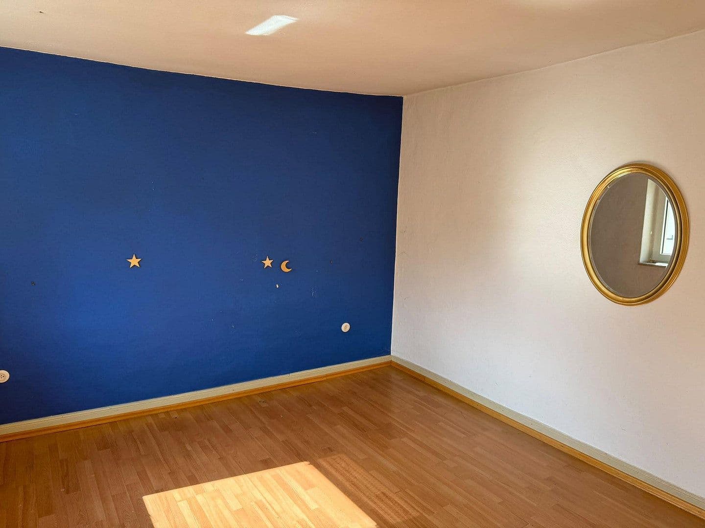 Prodej domu 368 m², pozemek 686 m², Meckenheim, Severní Porýní-Vestfálsko Prodej domu 368 m², pozemek 686 m², Meckenheim, Severní Porýní-Vestfálsko