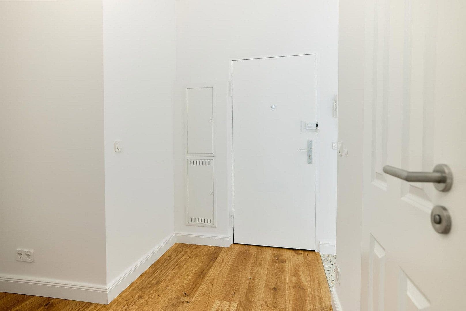 Prodej bytu 2+1 46 m², Waldenserstrasse 6, Berlin, Berlín Prodej bytu 2+1 46 m², Waldenserstrasse 6, Berlin, Berlín