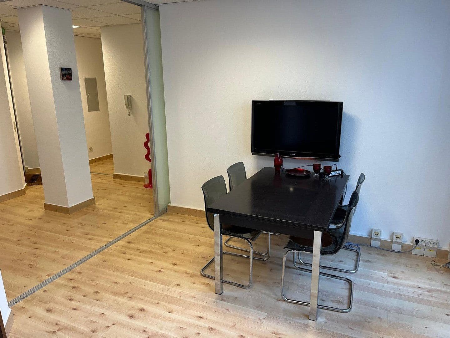 Prodej kanceláře 143 m², Wilhelmstraße 60a, Wiesbaden, Hessen Prodej kanceláře 143 m², Wilhelmstraße 60a, Wiesbaden, Hessen