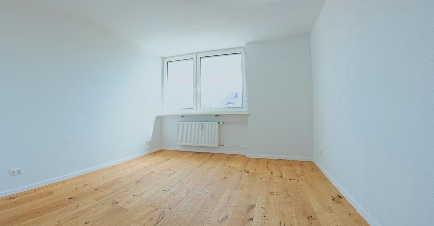Pronájem bytu 4+1 90 m², Friedenheimer Straße 70, München, Bavorsko Pronájem bytu 4+1 90 m², Friedenheimer Straße 70, München, Bavorsko