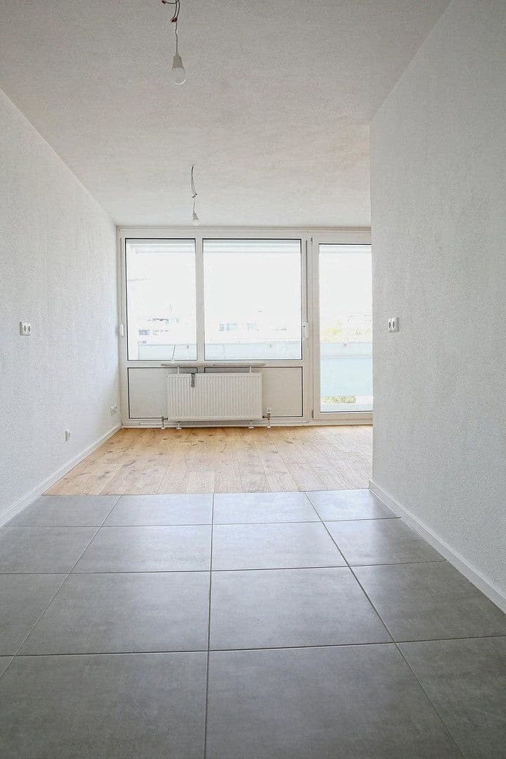 Pronájem bytu 4+1 90 m², Friedenheimer Straße 70, München, Bavorsko Pronájem bytu 4+1 90 m², Friedenheimer Straße 70, München, Bavorsko