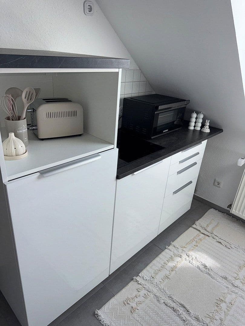 Pronájem bytu 2+1 40 m², Stolberg, Severní Porýní-Vestfálsko Pronájem bytu 2+1 40 m², Stolberg, Severní Porýní-Vestfálsko