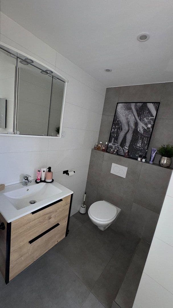Pronájem bytu 2+1 40 m², Stolberg, Severní Porýní-Vestfálsko Pronájem bytu 2+1 40 m², Stolberg, Severní Porýní-Vestfálsko