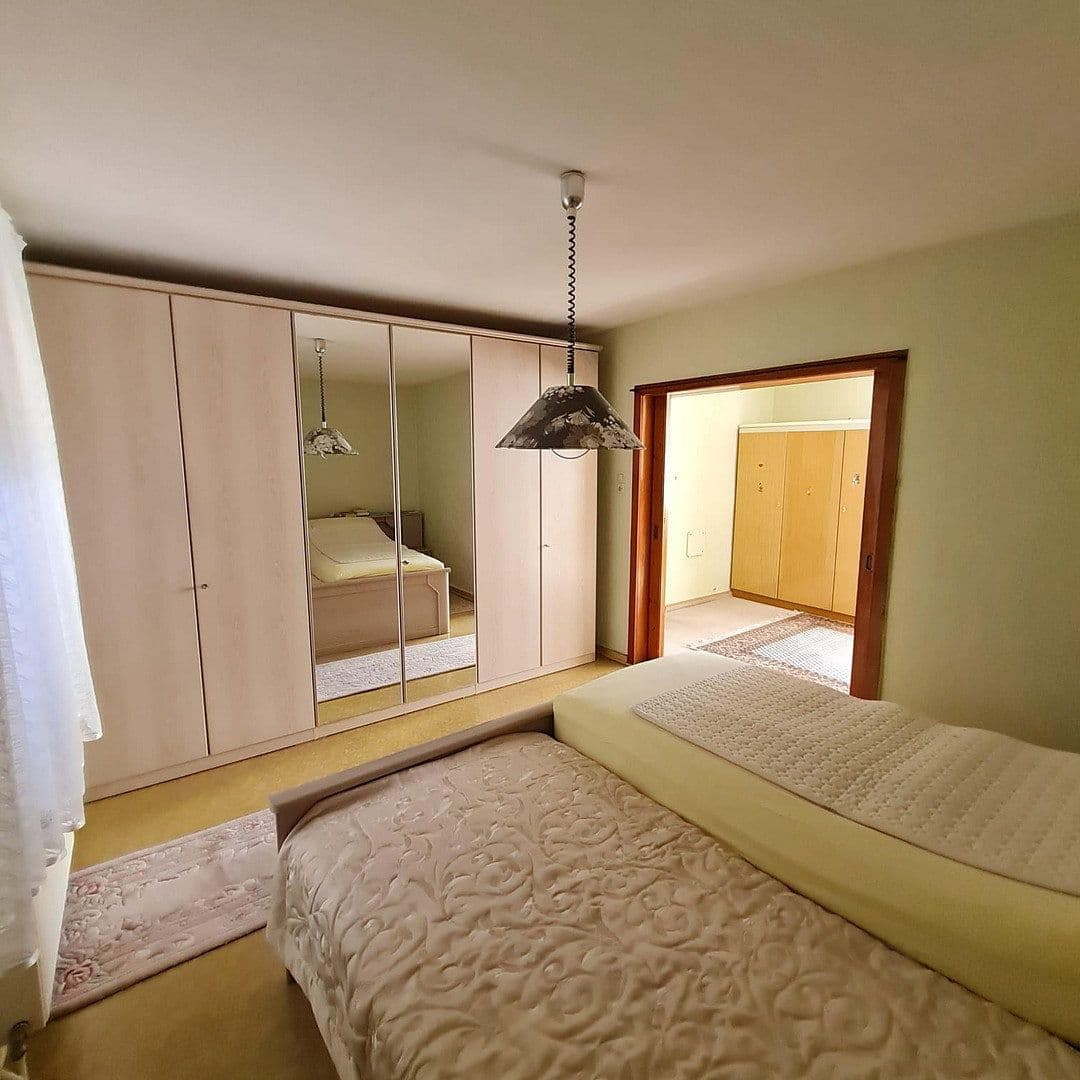 Prodej domu 158 m², pozemek 1.030 m², Hauptstraße 37, Steinbach-Hallenberg, Durynsko Prodej domu 158 m², pozemek 1.030 m², Hauptstraße 37, Steinbach-Hallenberg, Durynsko