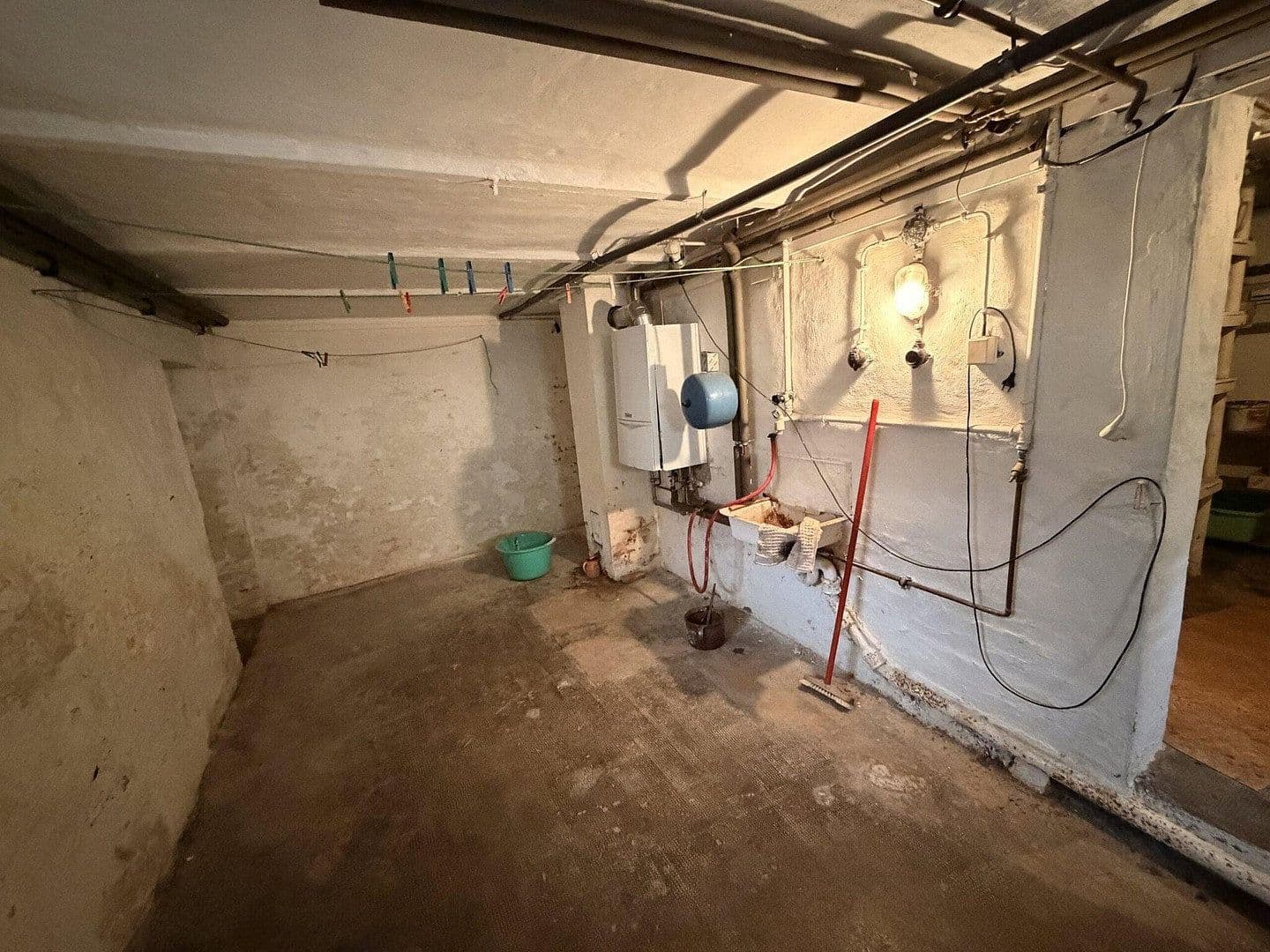 Prodej domu 158 m², pozemek 1.030 m², Hauptstraße 37, Steinbach-Hallenberg, Durynsko Prodej domu 158 m², pozemek 1.030 m², Hauptstraße 37, Steinbach-Hallenberg, Durynsko