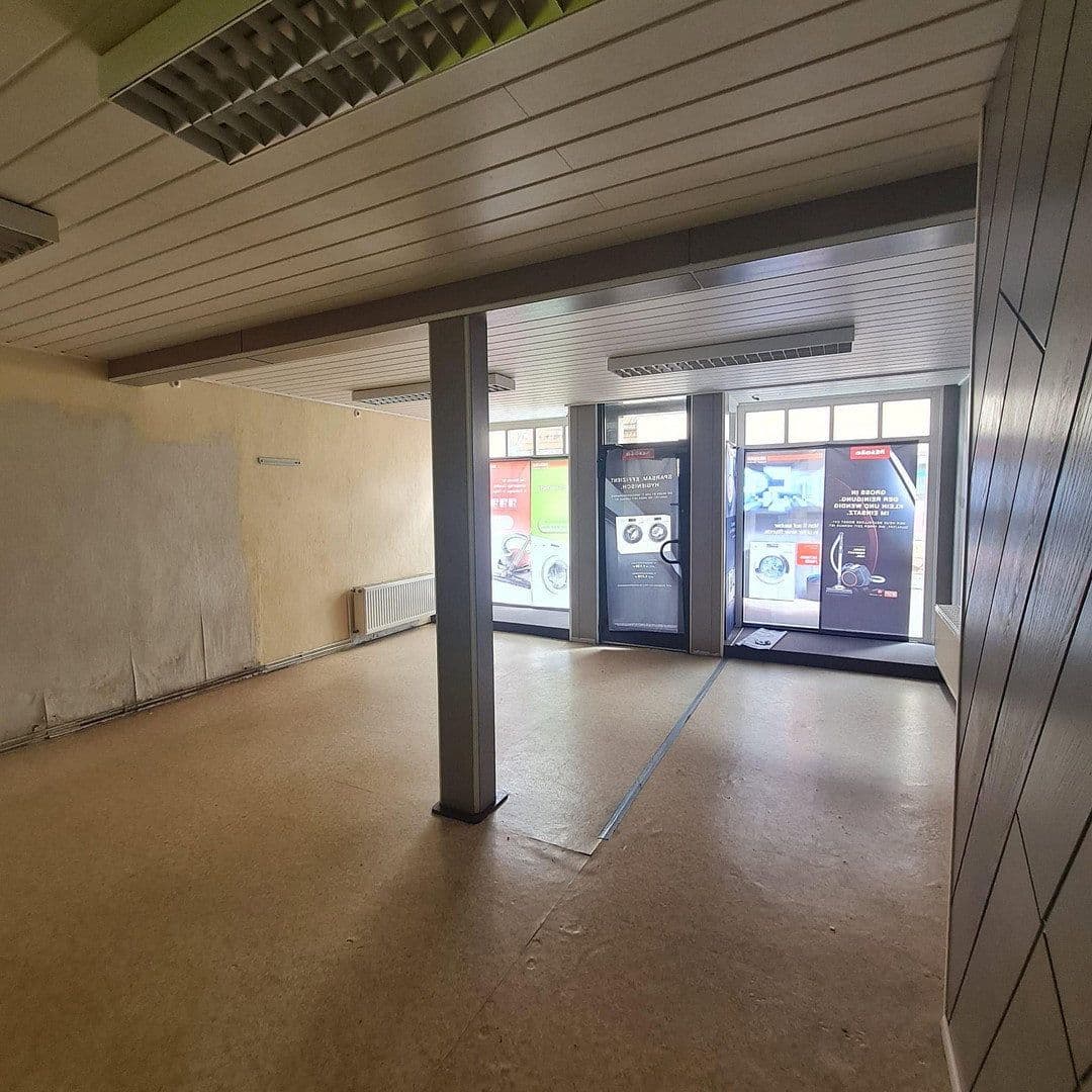 Prodej domu 158 m², pozemek 1.030 m², Hauptstraße 37, Steinbach-Hallenberg, Durynsko Prodej domu 158 m², pozemek 1.030 m², Hauptstraße 37, Steinbach-Hallenberg, Durynsko