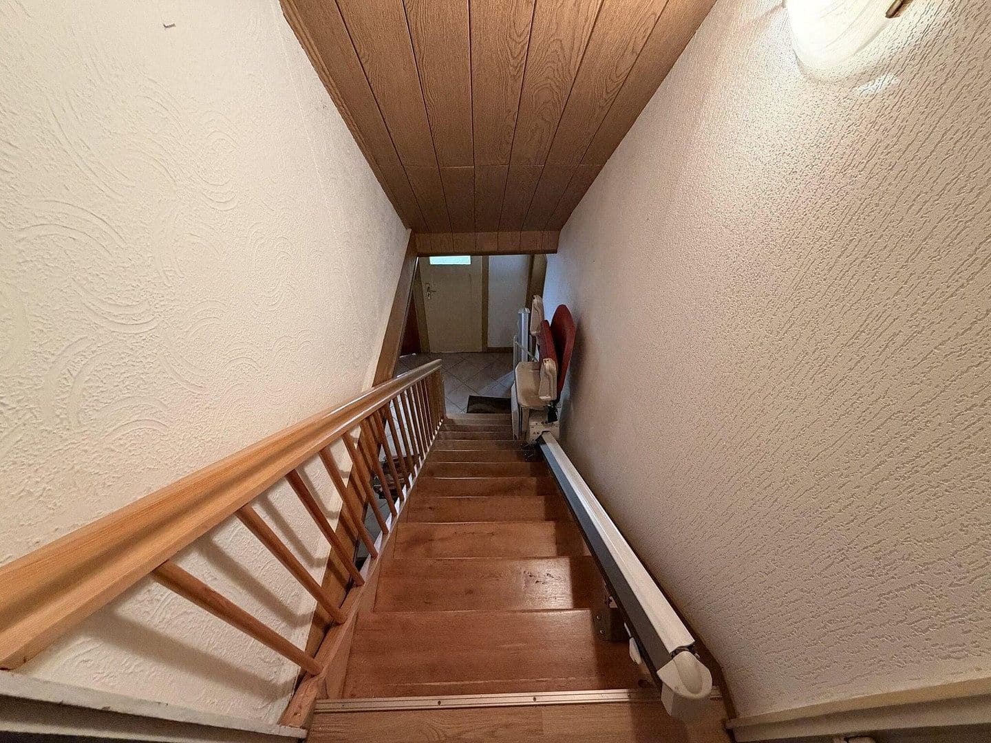 Prodej domu 158 m², pozemek 1.030 m², Hauptstraße 37, Steinbach-Hallenberg, Durynsko Prodej domu 158 m², pozemek 1.030 m², Hauptstraße 37, Steinbach-Hallenberg, Durynsko
