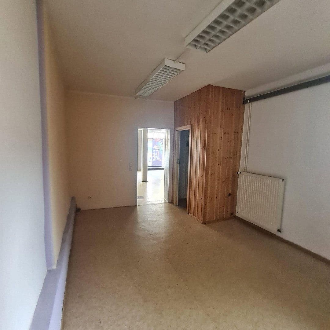Prodej domu 158 m², pozemek 1.030 m², Hauptstraße 37, Steinbach-Hallenberg, Durynsko Prodej domu 158 m², pozemek 1.030 m², Hauptstraße 37, Steinbach-Hallenberg, Durynsko