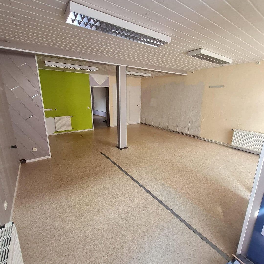 Prodej domu 158 m², pozemek 1.030 m², Hauptstraße 37, Steinbach-Hallenberg, Durynsko Prodej domu 158 m², pozemek 1.030 m², Hauptstraße 37, Steinbach-Hallenberg, Durynsko