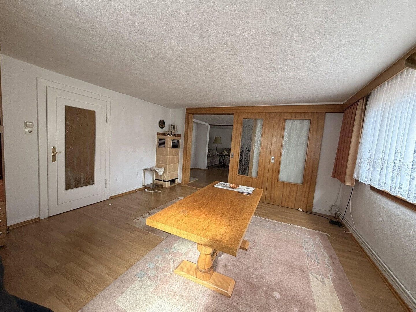 Prodej domu 158 m², pozemek 1.030 m², Hauptstraße 37, Steinbach-Hallenberg, Durynsko Prodej domu 158 m², pozemek 1.030 m², Hauptstraße 37, Steinbach-Hallenberg, Durynsko