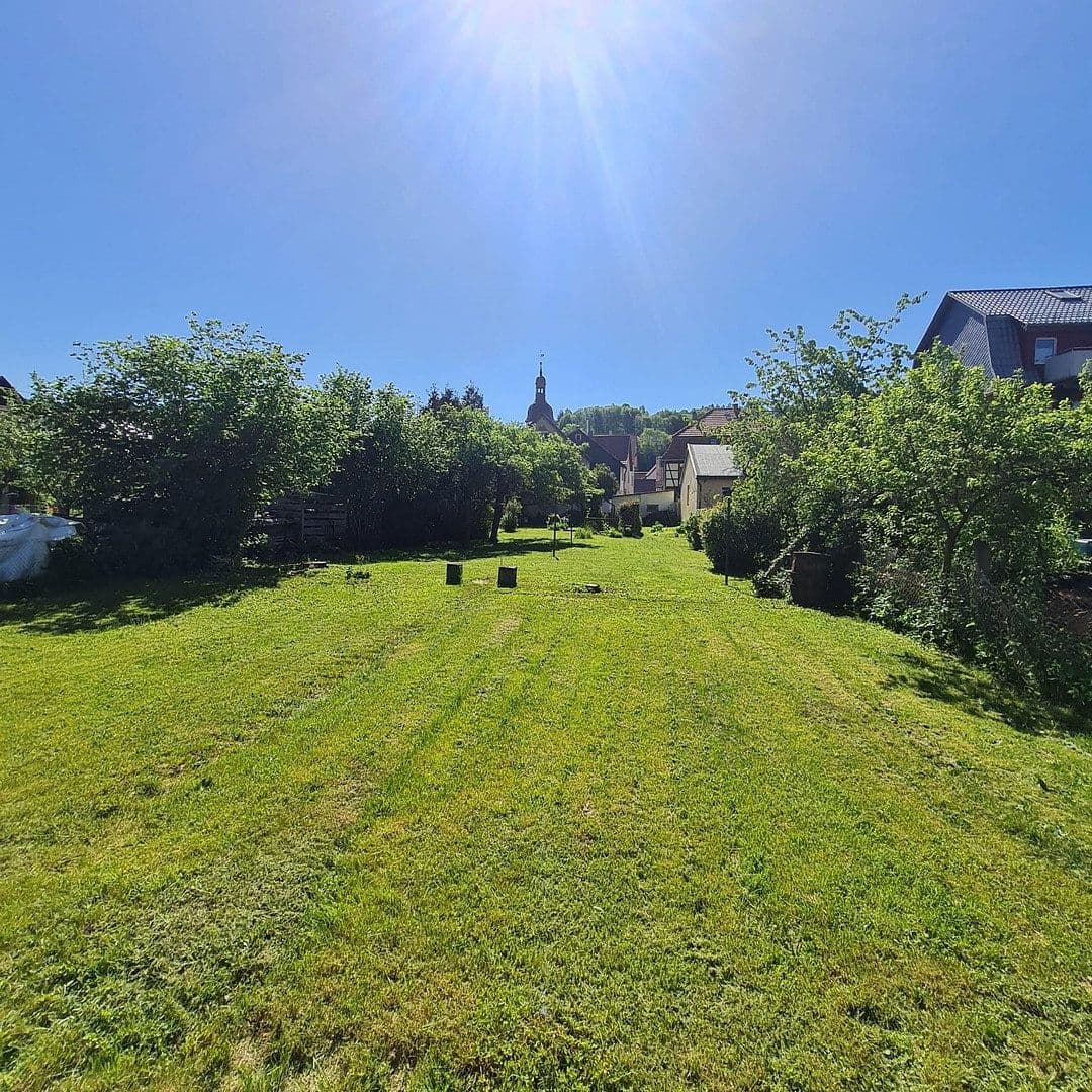 Prodej domu 158 m², pozemek 1.030 m², Hauptstraße 37, Steinbach-Hallenberg, Durynsko Prodej domu 158 m², pozemek 1.030 m², Hauptstraße 37, Steinbach-Hallenberg, Durynsko