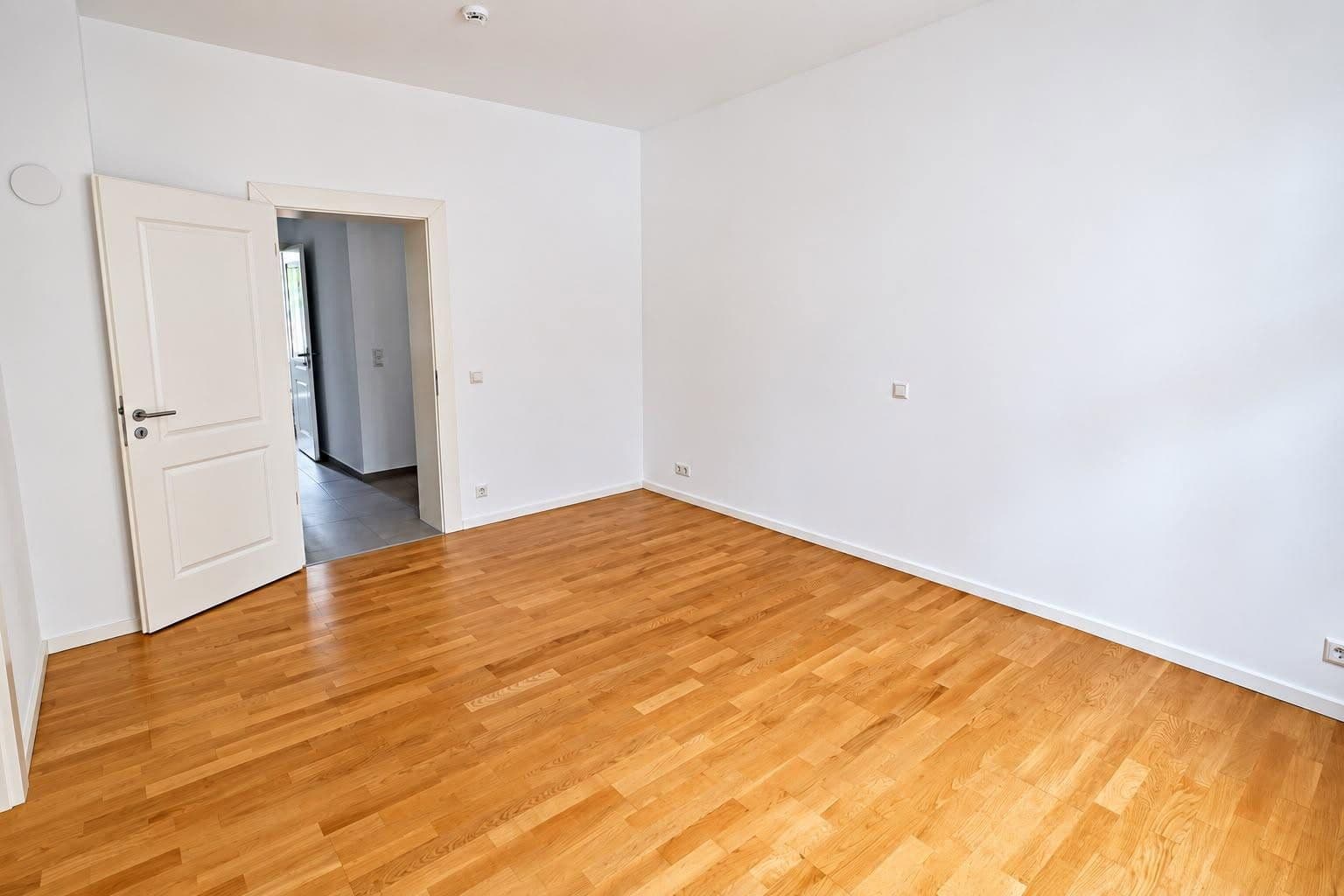 Pronájem bytu 4+1 96 m², Fenitzerstraße 29, Nürnberg, Bavorsko Pronájem bytu 4+1 96 m², Fenitzerstraße 29, Nürnberg, Bavorsko