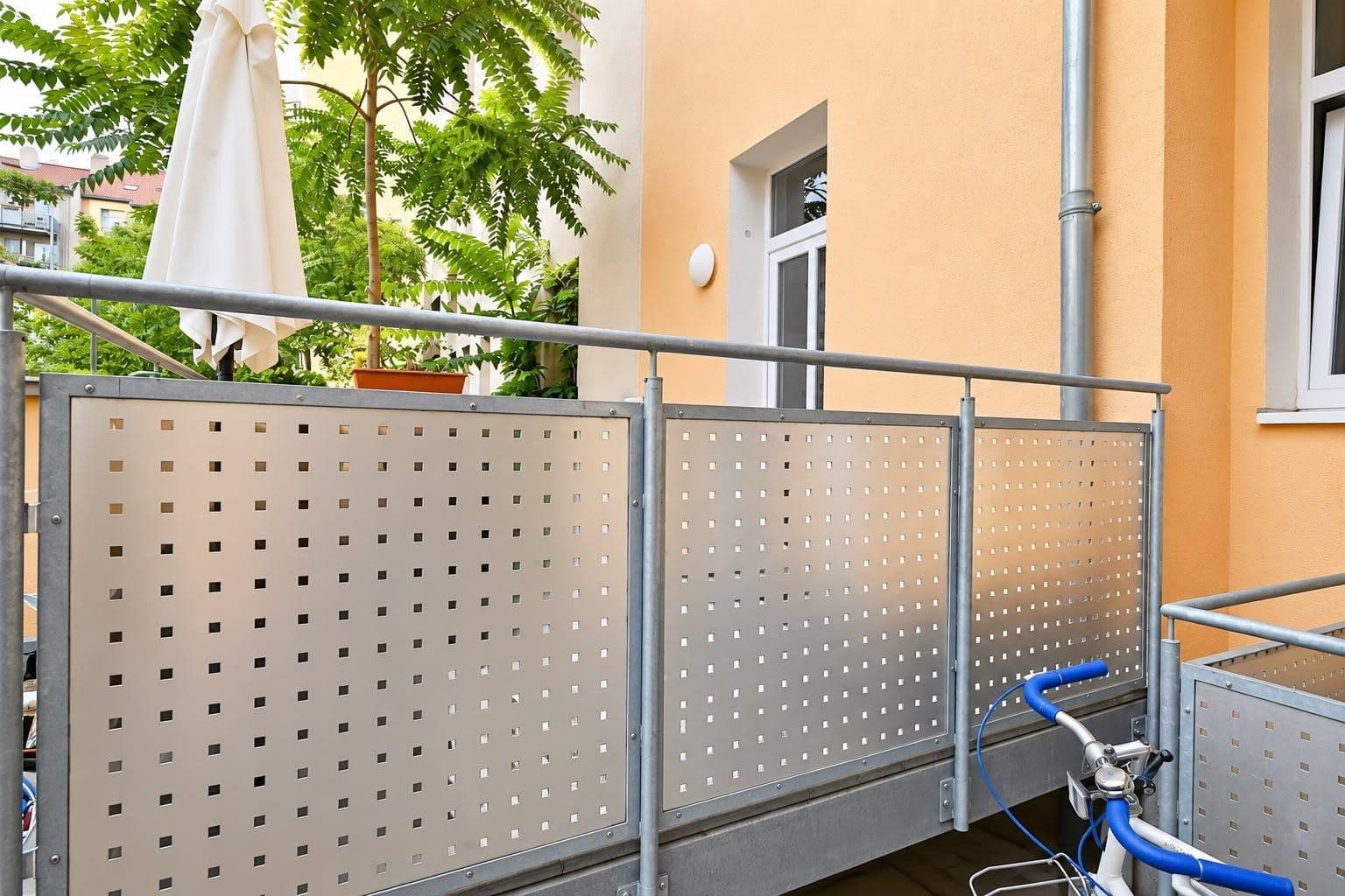 Pronájem bytu 4+1 96 m², Fenitzerstraße 29, Nürnberg, Bavorsko Pronájem bytu 4+1 96 m², Fenitzerstraße 29, Nürnberg, Bavorsko
