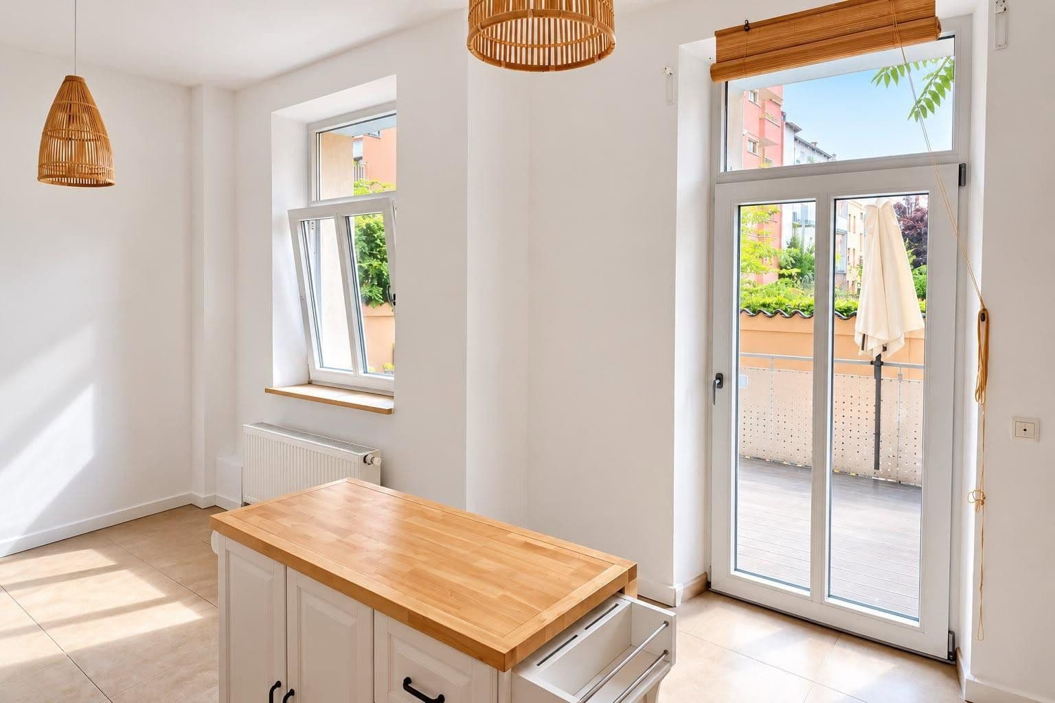Pronájem bytu 4+1 96 m², Fenitzerstraße 29, Nürnberg, Bavorsko Pronájem bytu 4+1 96 m², Fenitzerstraße 29, Nürnberg, Bavorsko