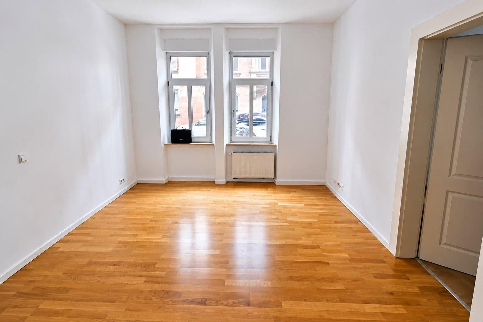 Pronájem bytu 4+1 96 m², Fenitzerstraße 29, Nürnberg, Bavorsko Pronájem bytu 4+1 96 m², Fenitzerstraße 29, Nürnberg, Bavorsko