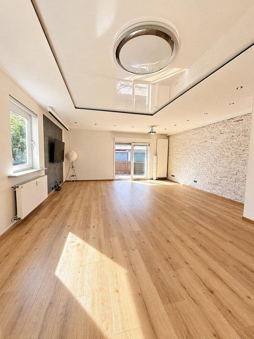 Prodej bytu 3+kk 116 m², Wirtembergstrasse 88, Fellbach, Bádensko-Württembersko Prodej bytu 3+kk 116 m², Wirtembergstrasse 88, Fellbach, Bádensko-Württembersko