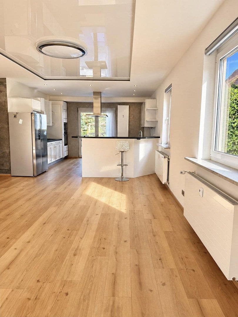 Prodej bytu 3+kk 116 m², Wirtembergstrasse 88, Fellbach, Bádensko-Württembersko Prodej bytu 3+kk 116 m², Wirtembergstrasse 88, Fellbach, Bádensko-Württembersko