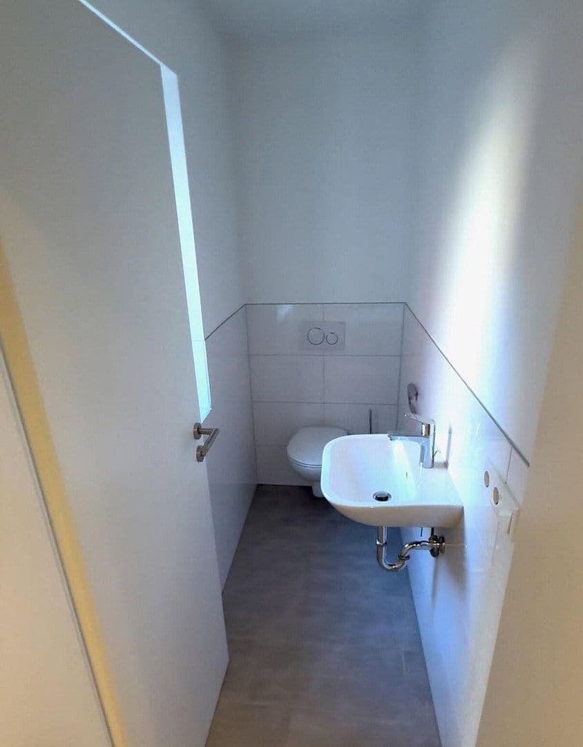 Pronájem bytu 4+1 91 m², Würzburg, Bavorsko Pronájem bytu 4+1 91 m², Würzburg, Bavorsko