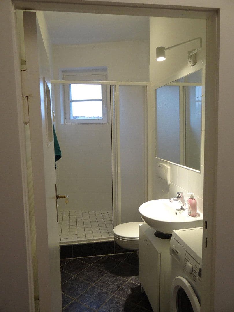 Pronájem bytu 2+1 53 m², Glienicker Weg 88, Berlin, Berlín Pronájem bytu 2+1 53 m², Glienicker Weg 88, Berlin, Berlín