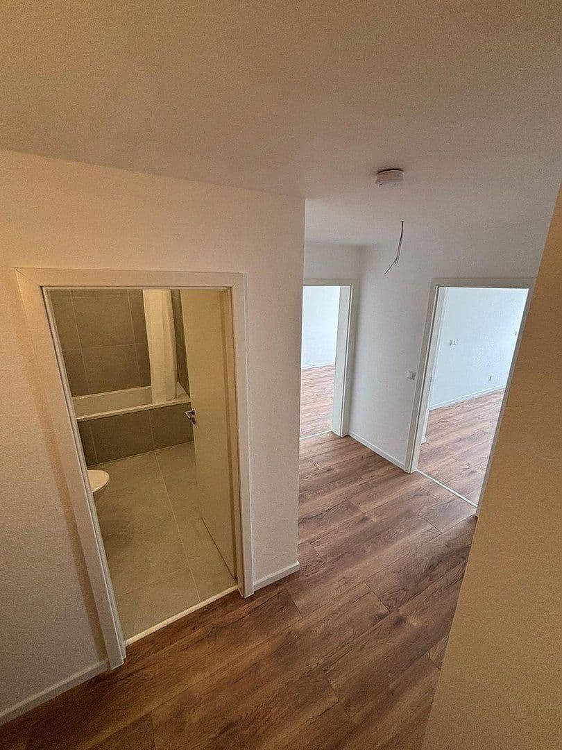 Pronájem bytu 2+1 69 m², Feldbergstr. 12, Heusenstamm, Hessen Pronájem bytu 2+1 69 m², Feldbergstr. 12, Heusenstamm, Hessen