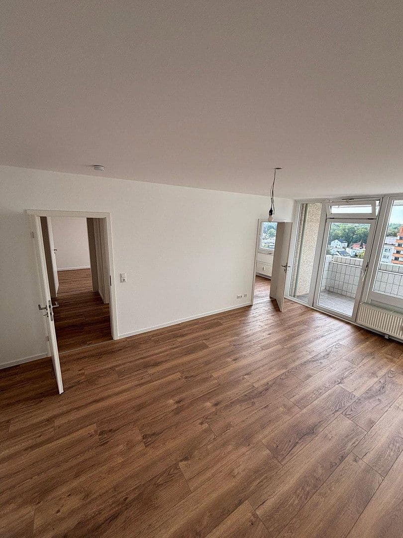 Pronájem bytu 2+1 69 m², Feldbergstr. 12, Heusenstamm, Hessen Pronájem bytu 2+1 69 m², Feldbergstr. 12, Heusenstamm, Hessen