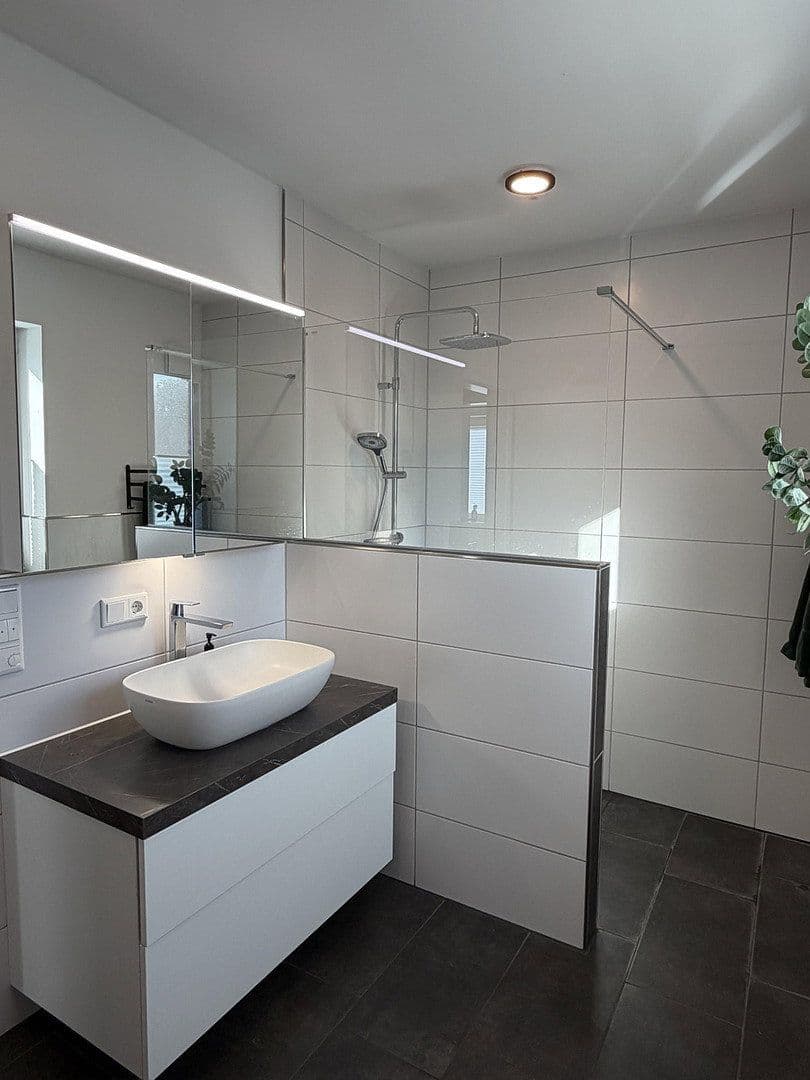 Prodej domu 79 m², pozemek 254 m², Klinterweg 34b, Emden, Dolní Sasko Prodej domu 79 m², pozemek 254 m², Klinterweg 34b, Emden, Dolní Sasko