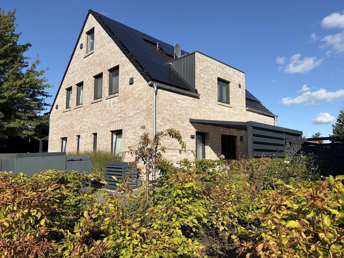 Prodej domu 79 m², pozemek 254 m², Klinterweg 34b, Emden, Dolní Sasko Prodej domu 79 m², pozemek 254 m², Klinterweg 34b, Emden, Dolní Sasko