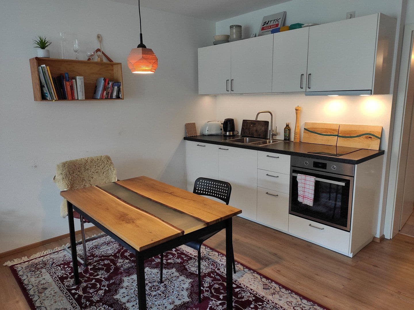 Pronájem bytu 1+1 30 m², Dollstraße 10, Ingolstadt, Bavorsko Pronájem bytu 1+1 30 m², Dollstraße 10, Ingolstadt, Bavorsko