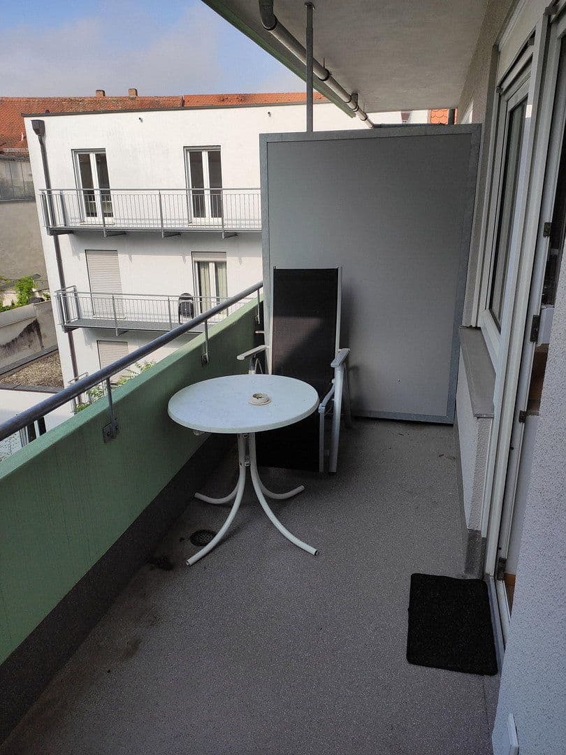 Pronájem bytu 1+1 30 m², Dollstraße 10, Ingolstadt, Bavorsko Pronájem bytu 1+1 30 m², Dollstraße 10, Ingolstadt, Bavorsko
