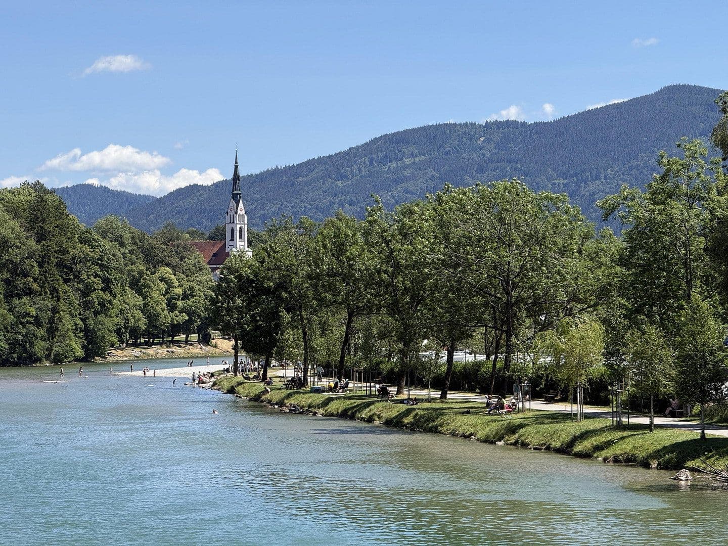 Prodej bytu 3+1 85 m², Am Lettenholz 16, Bad Tölz, Bavorsko Prodej bytu 3+1 85 m², Am Lettenholz 16, Bad Tölz, Bavorsko