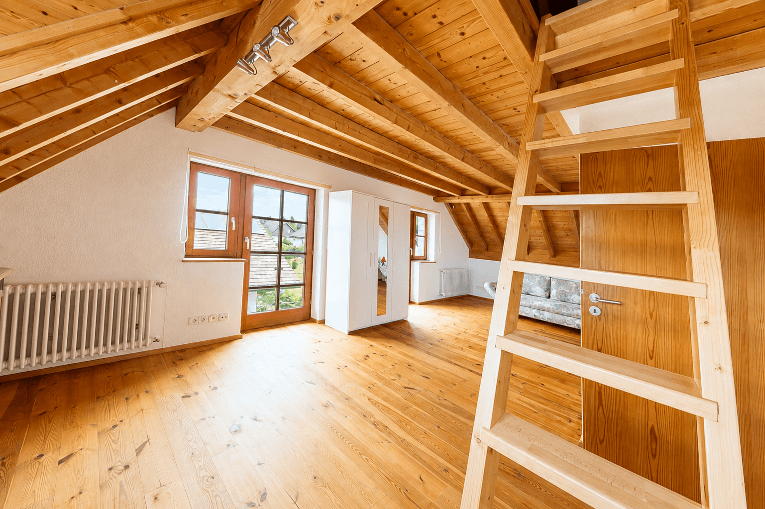 Prodej domu 187 m², pozemek 914 m², Lenzkirch, Bádensko-Württembersko Prodej domu 187 m², pozemek 914 m², Lenzkirch, Bádensko-Württembersko