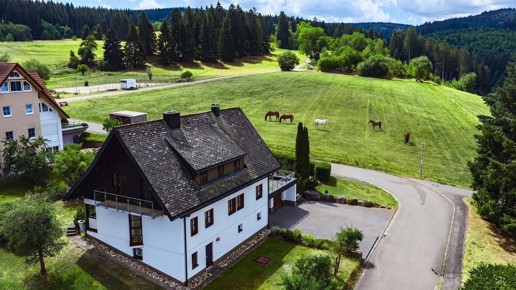 Prodej domu 187 m², pozemek 914 m², Lenzkirch, Bádensko-Württembersko Prodej domu 187 m², pozemek 914 m², Lenzkirch, Bádensko-Württembersko