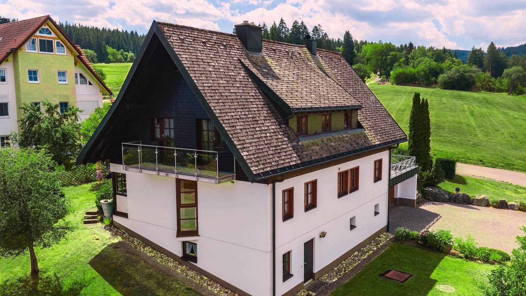 Prodej domu 187 m², pozemek 914 m², Lenzkirch, Bádensko-Württembersko Prodej domu 187 m², pozemek 914 m², Lenzkirch, Bádensko-Württembersko