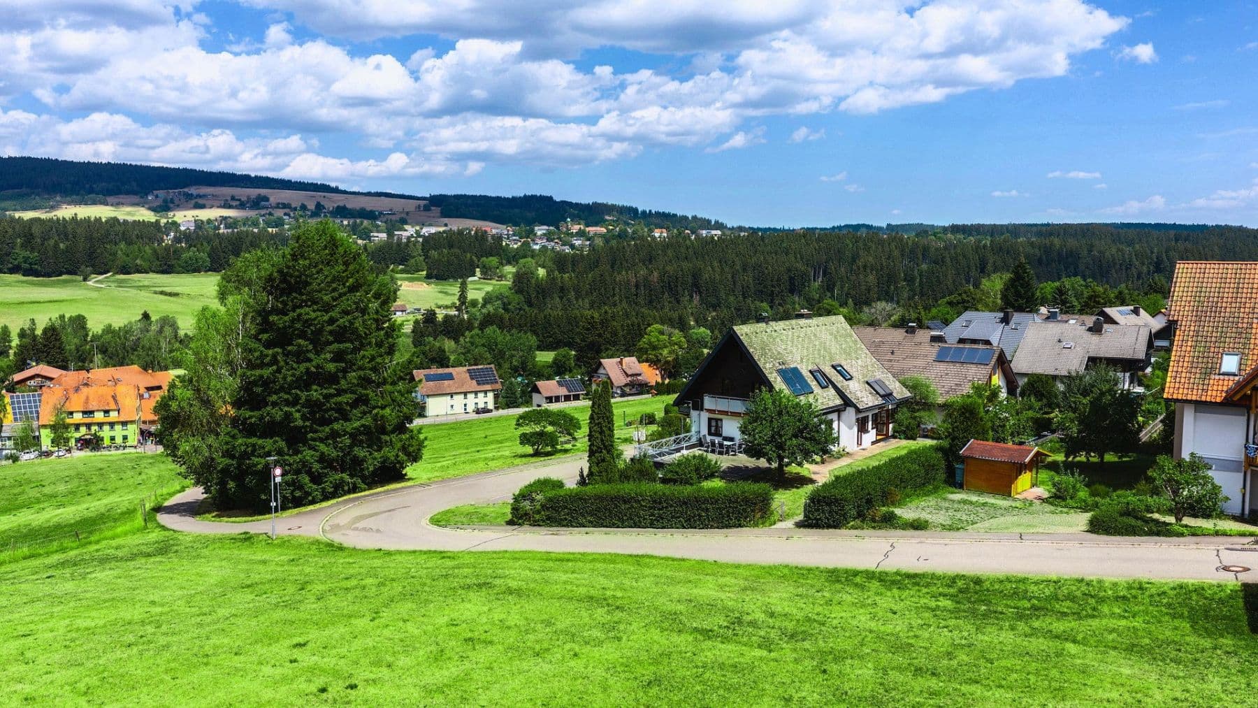 Prodej domu 187 m², pozemek 914 m², Lenzkirch, Bádensko-Württembersko Prodej domu 187 m², pozemek 914 m², Lenzkirch, Bádensko-Württembersko