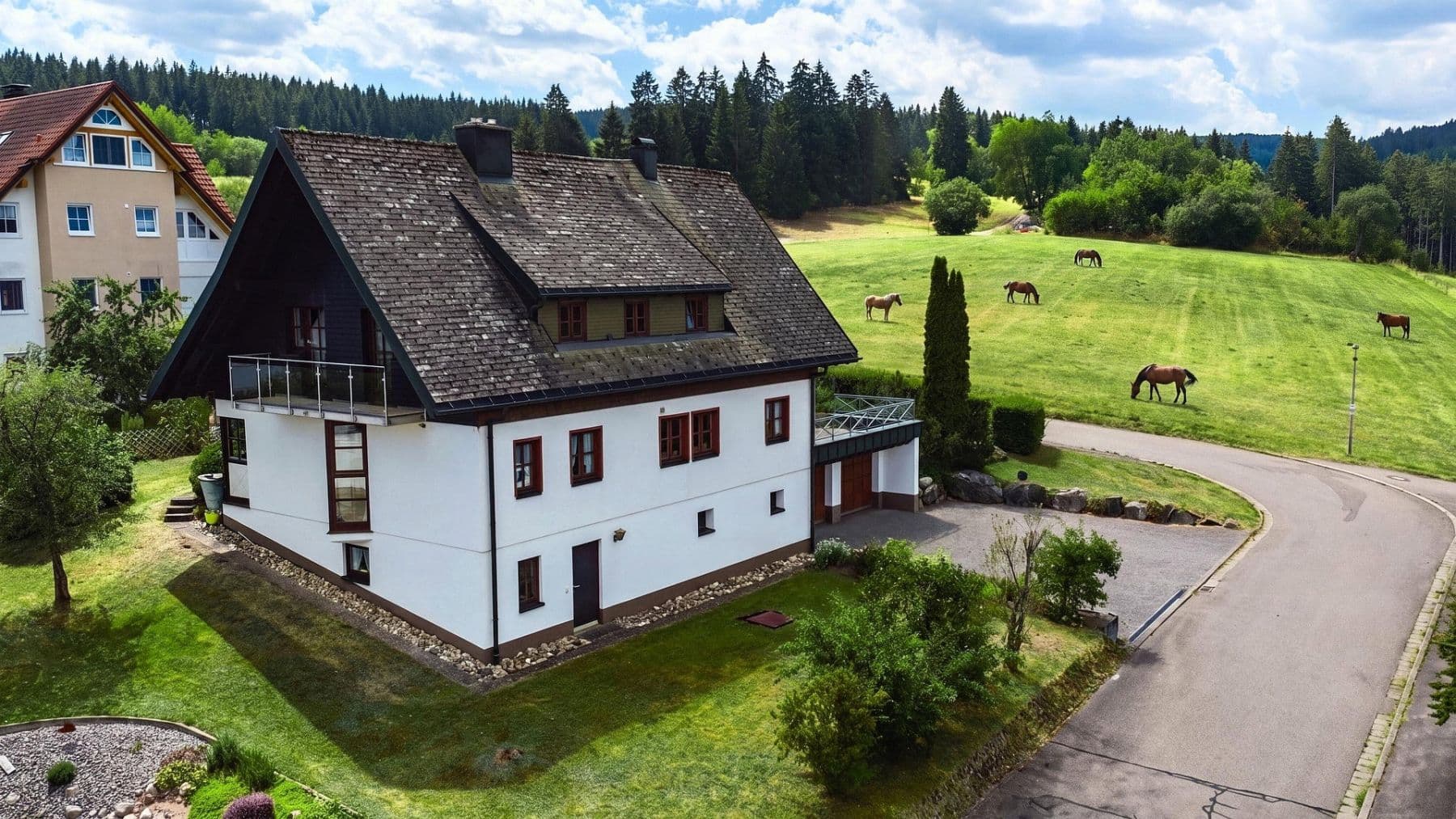 Prodej domu 187 m², pozemek 914 m², Lenzkirch, Bádensko-Württembersko Prodej domu 187 m², pozemek 914 m², Lenzkirch, Bádensko-Württembersko