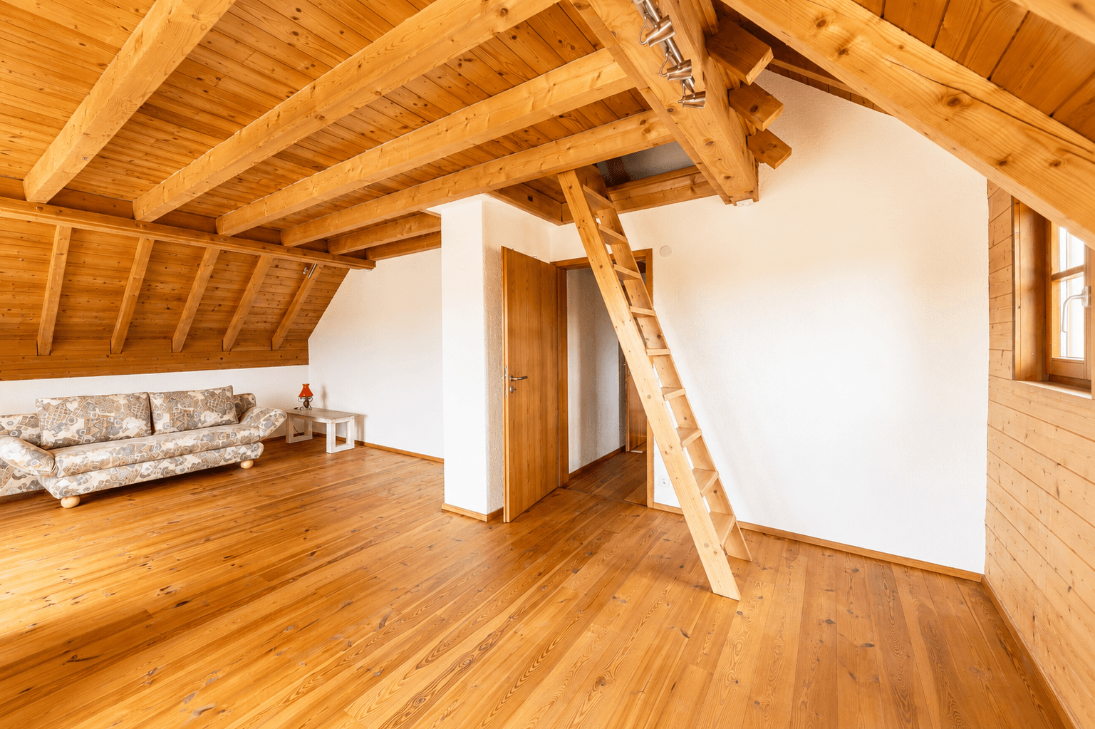 Prodej domu 187 m², pozemek 914 m², Lenzkirch, Bádensko-Württembersko Prodej domu 187 m², pozemek 914 m², Lenzkirch, Bádensko-Württembersko