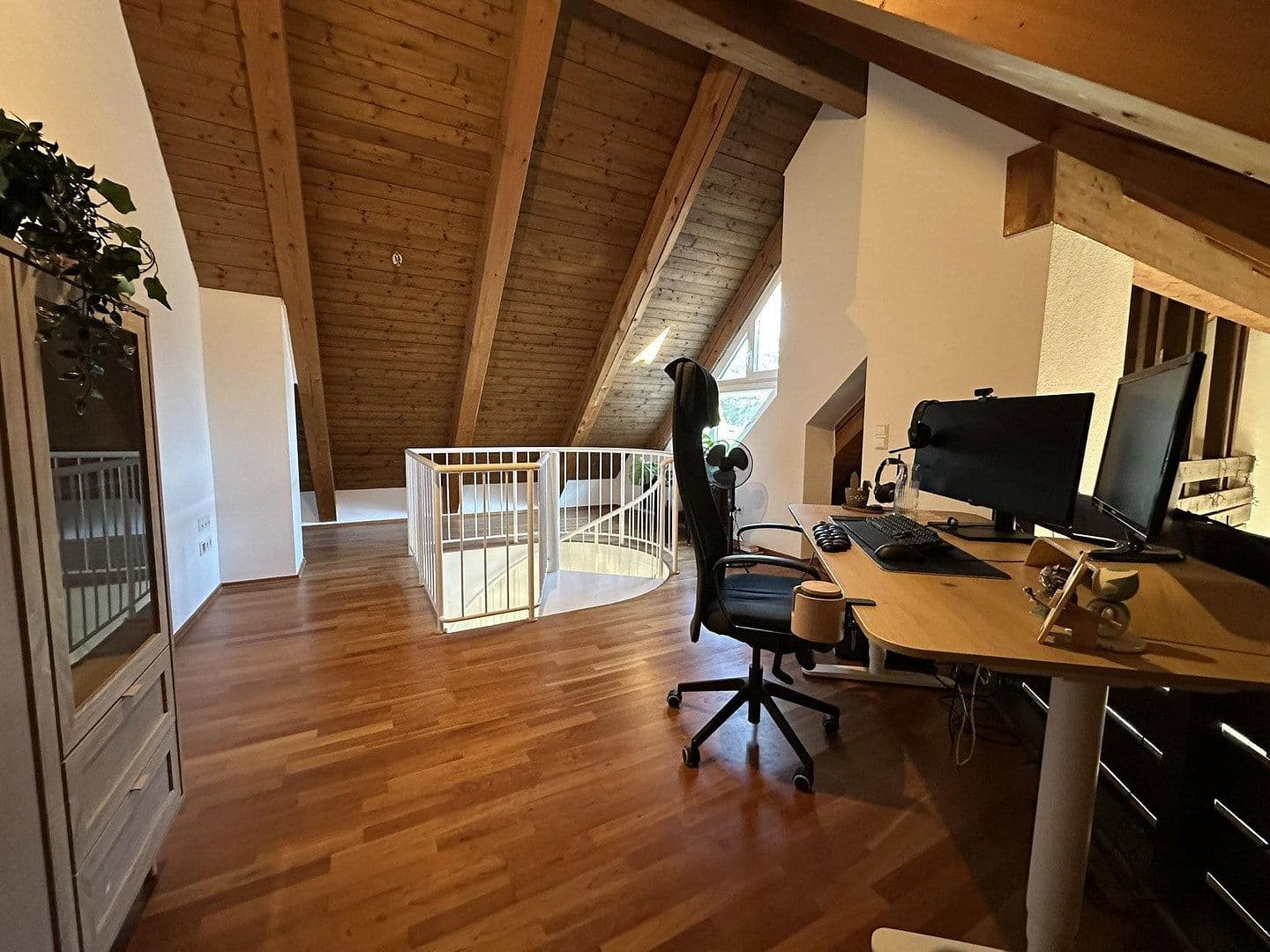 Pronájem bytu 2+1 77 m², Traubenstraße 27, Weinstadt, Bádensko-Württembersko Pronájem bytu 2+1 77 m², Traubenstraße 27, Weinstadt, Bádensko-Württembersko