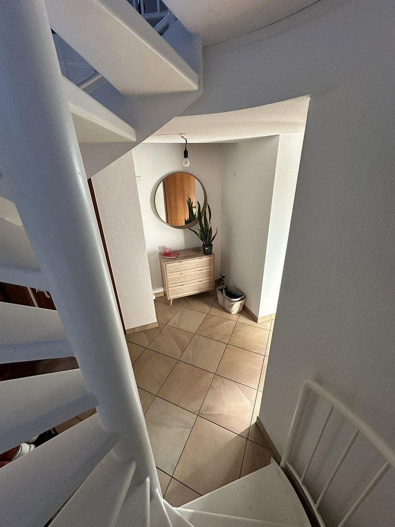 Pronájem bytu 2+1 77 m², Traubenstraße 27, Weinstadt, Bádensko-Württembersko Pronájem bytu 2+1 77 m², Traubenstraße 27, Weinstadt, Bádensko-Württembersko